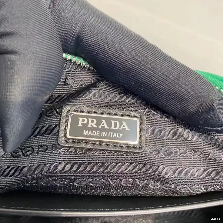 2212HT0002 Prada Bag 0502